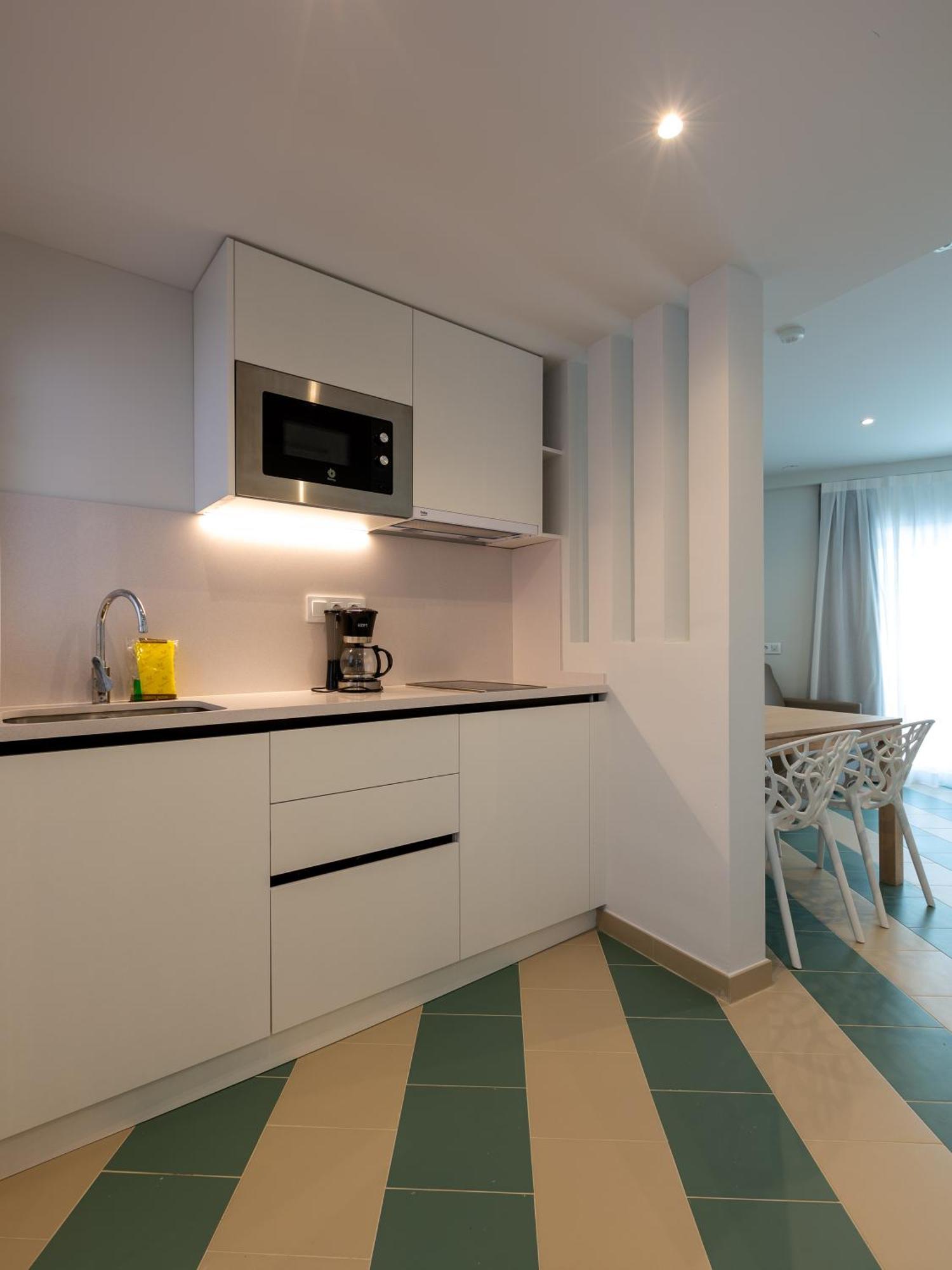 Apartamentos Sunway Arizona Sitges Luaran gambar