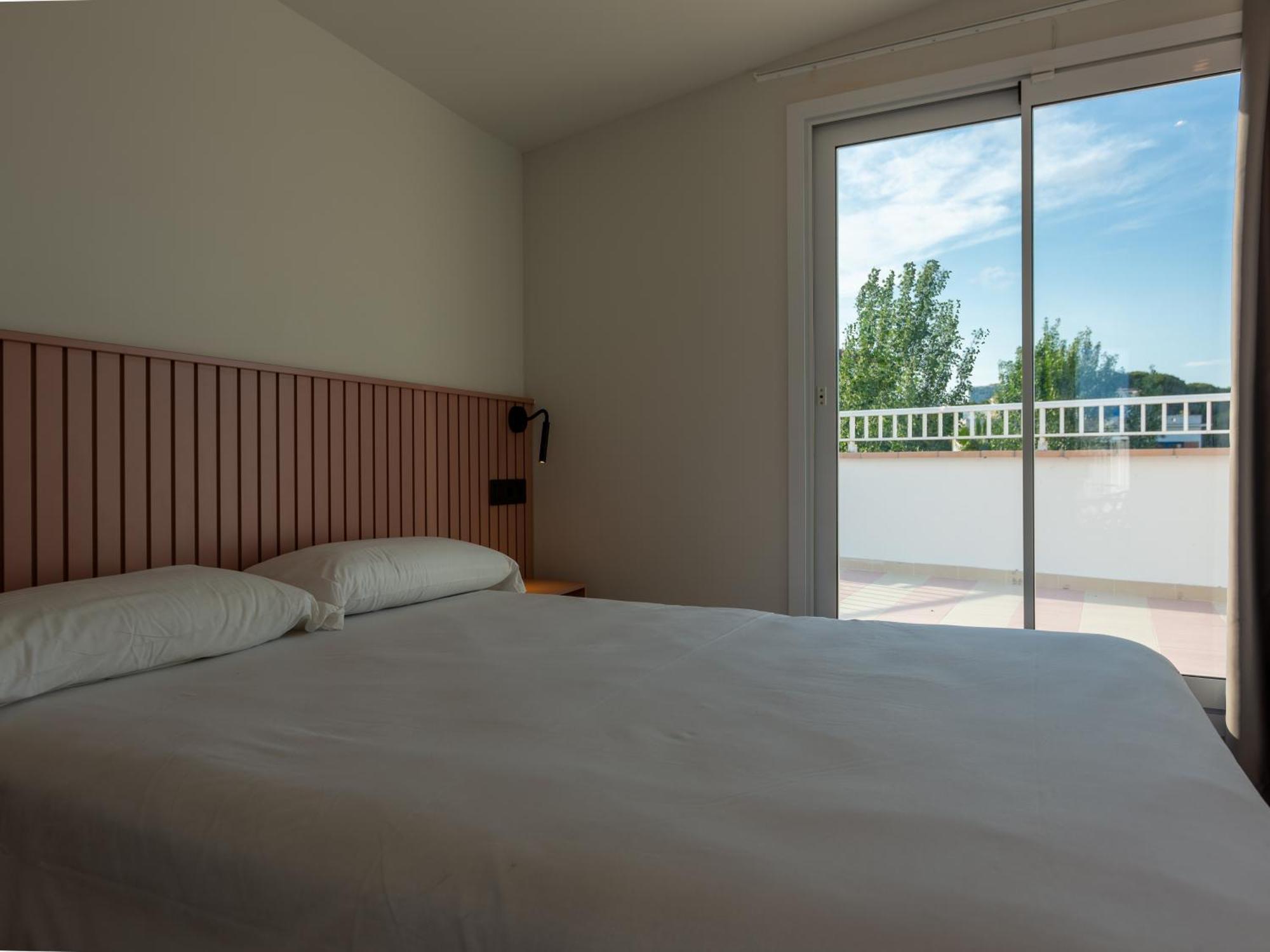 Apartamentos Sunway Arizona Sitges Luaran gambar