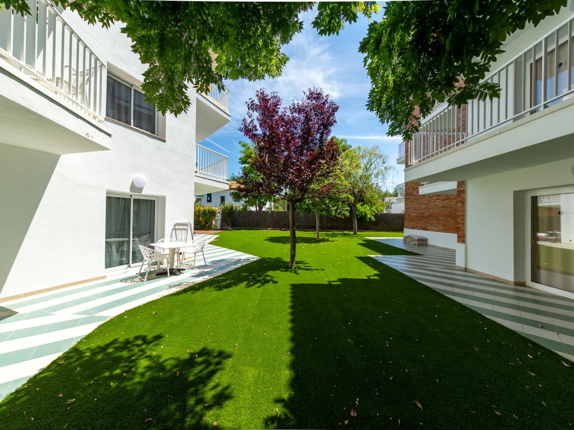Apartamentos Sunway Arizona Sitges Luaran gambar