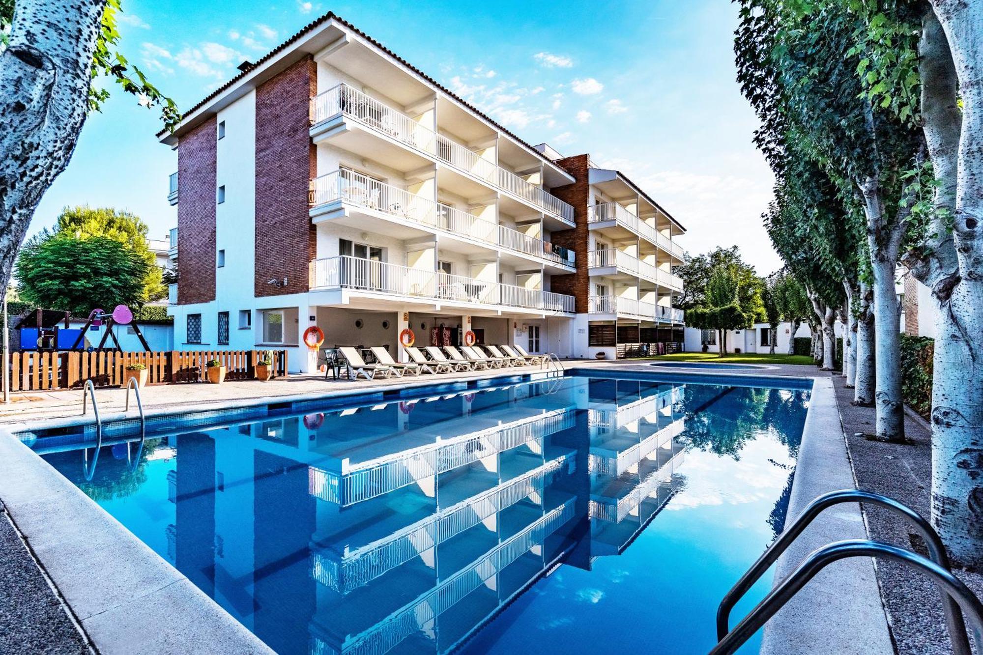 Apartamentos Sunway Arizona Sitges Luaran gambar